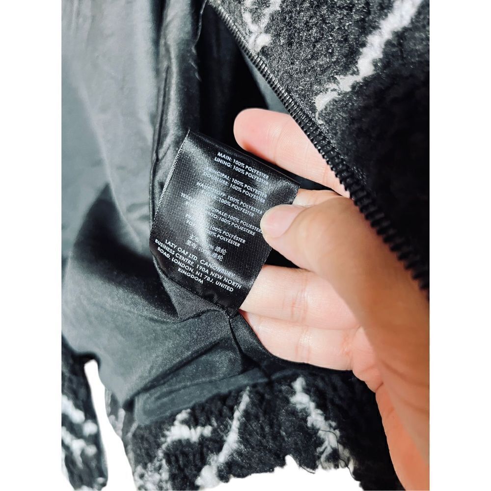 Lazy Oaf X The Flintstones Allover Print Fleece J… - image 6